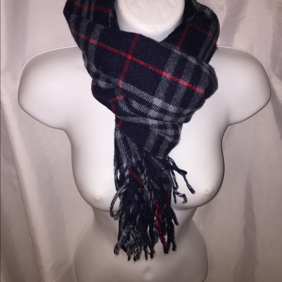 BURBERRY navy & red nova check LAMBSWOOL scarf - Picture 5 of 13